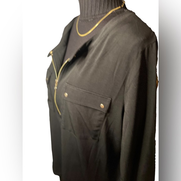BNWT Tahari Black Long Sleeves Blouse - Picture 3 of 8